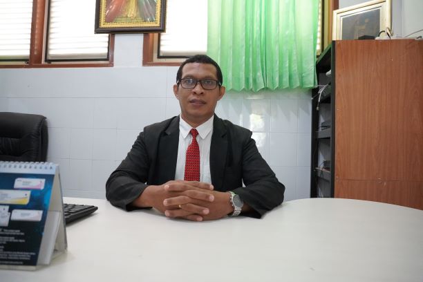Foto Adelbertus Sutrisno, M.Pd